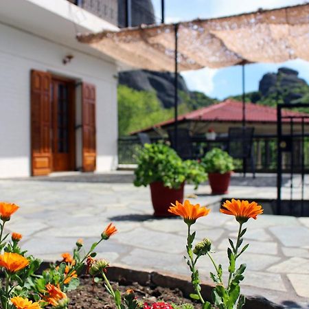Homel Rocks -Elegant Apt 2Bd -Amazing Garden View Kalampaka Exteriör bild