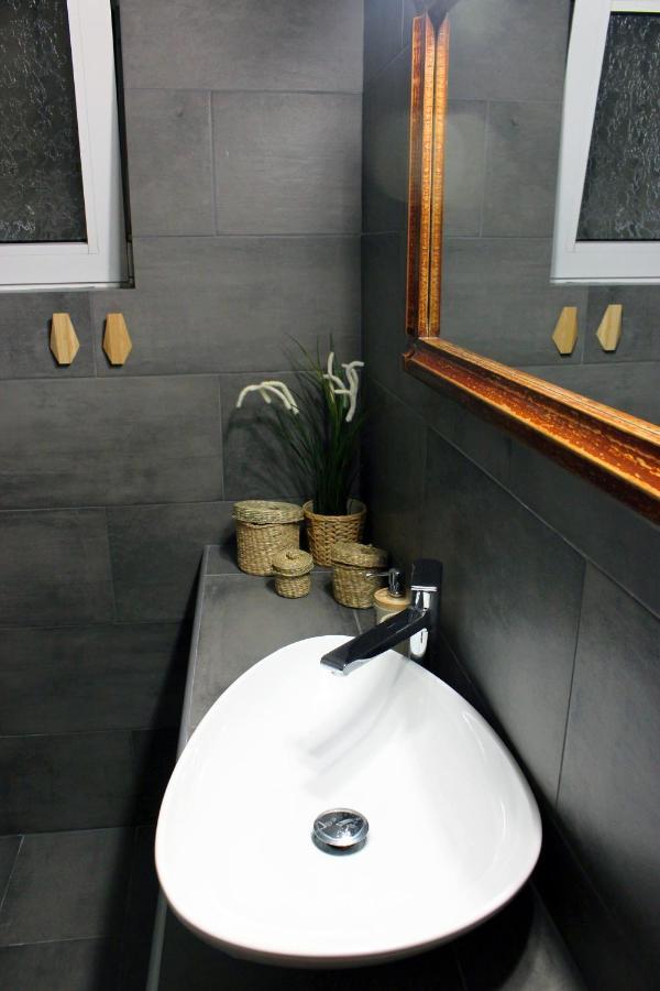 Homel Rocks -Elegant Apt 2Bd -Amazing Garden View Kalampaka Exteriör bild