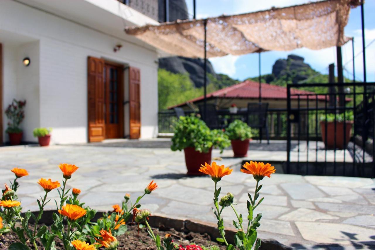 Homel Rocks -Elegant Apt 2Bd -Amazing Garden View Kalampaka Exteriör bild