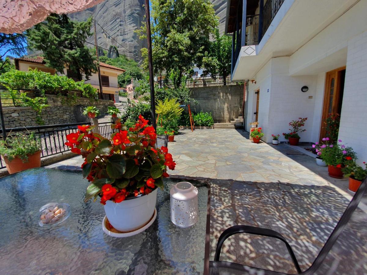 Homel Rocks -Elegant Apt 2Bd -Amazing Garden View Kalampaka Exteriör bild